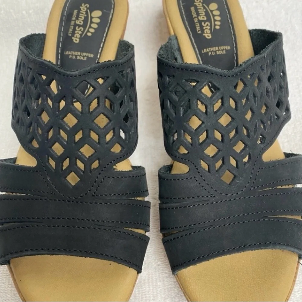 Spring Step Women Black Leather Perforate Faux Cork Wedge Platform Sandal Sz 7.5